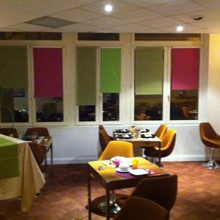 Logis Hotel De France Restaurant Le Lucullus Montmorillon Dış mekan fotoğraf