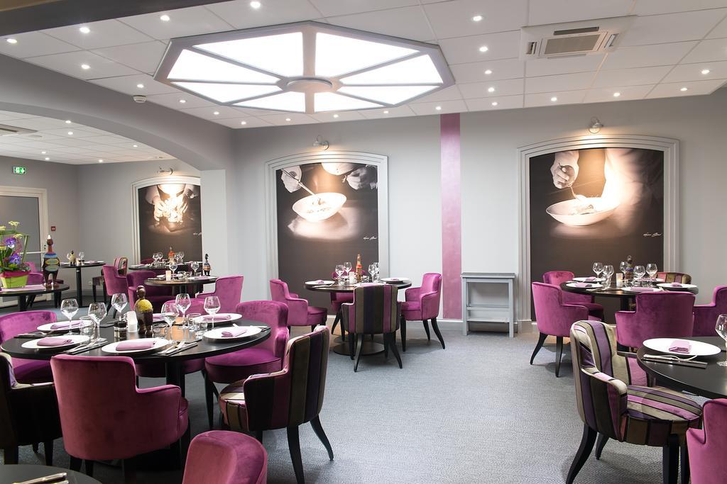 Logis Hotel De France Restaurant Le Lucullus Montmorillon Dış mekan fotoğraf
