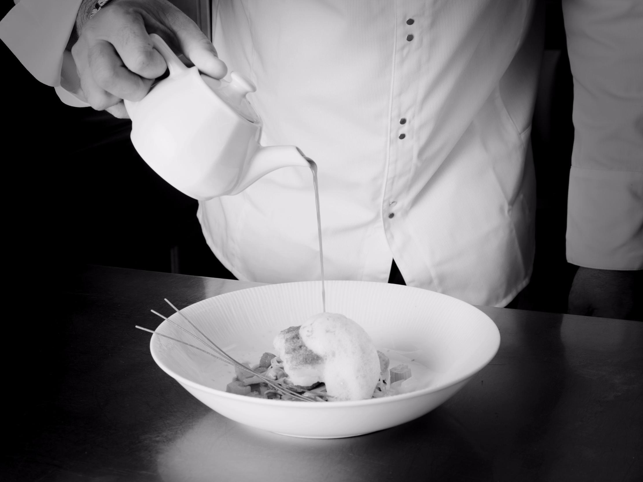 Logis Hotel De France Restaurant Le Lucullus Montmorillon Dış mekan fotoğraf