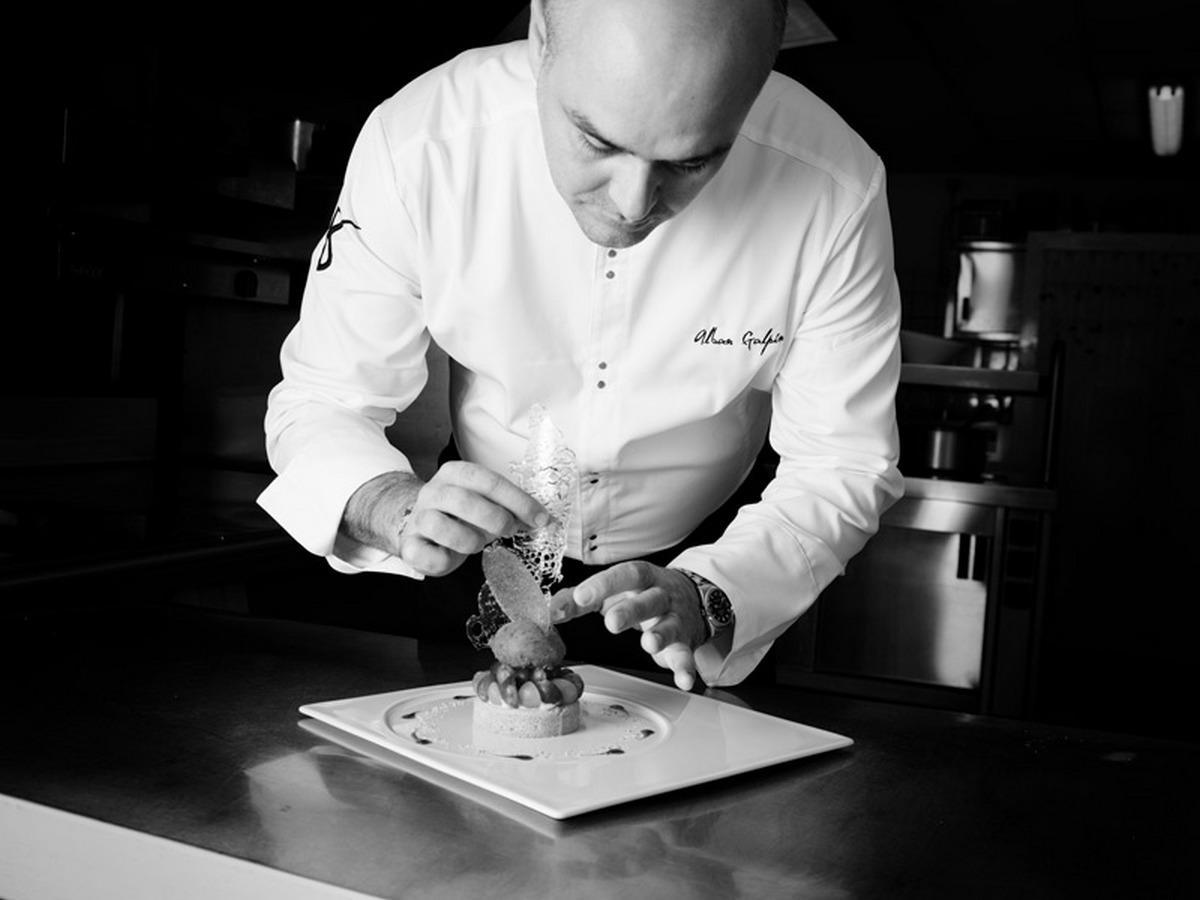 Logis Hotel De France Restaurant Le Lucullus Montmorillon Dış mekan fotoğraf