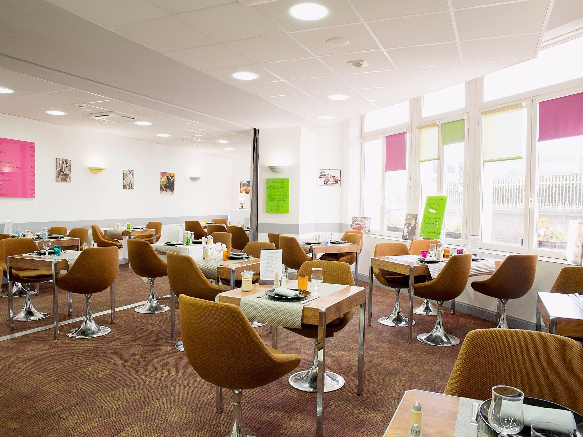Logis Hotel De France Restaurant Le Lucullus Montmorillon Dış mekan fotoğraf