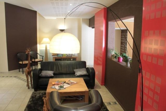 Logis Hotel De France Restaurant Le Lucullus Montmorillon Dış mekan fotoğraf