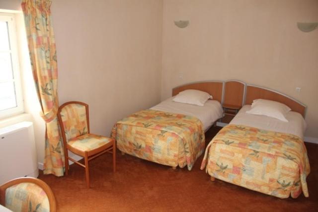 Logis Hotel De France Restaurant Le Lucullus Montmorillon Oda fotoğraf