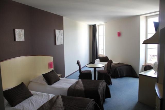 Logis Hotel De France Restaurant Le Lucullus Montmorillon Oda fotoğraf